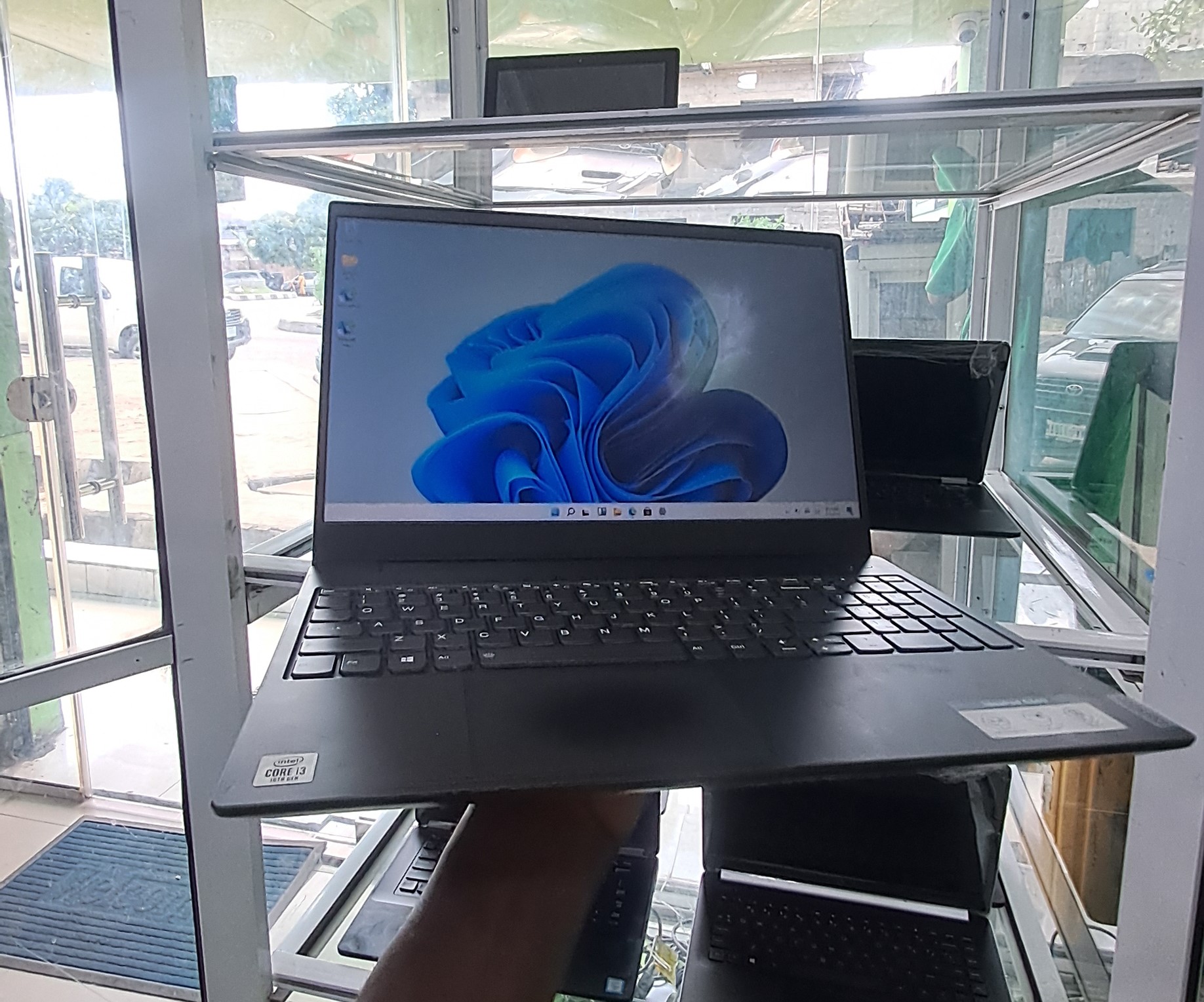 UK Lenovo Ideapad S340-14IWL laptop, Processor: Core i3, RAM 256GB, ROM 8GB, Windows 11 HOME, Touchscreen, Keyboard light